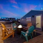 Dolly Partyon - Downtown Views - Rooftop - Groups